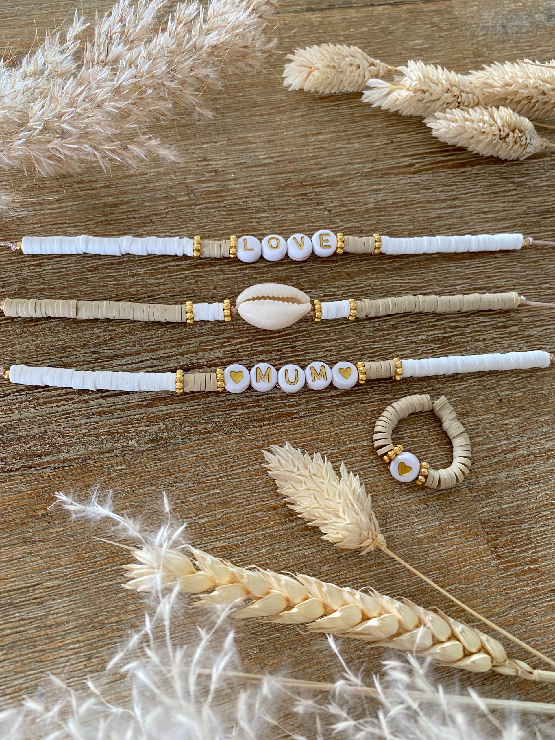 Bracelet personnalisé, perles heishi, lot de 3, bracelet nom, cadeau femme  personnalise, cadeau fêtes des mères, miss perles - Un grand marché