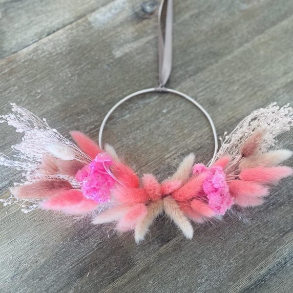 Couronne en fleurs séchées "Rose flashy"