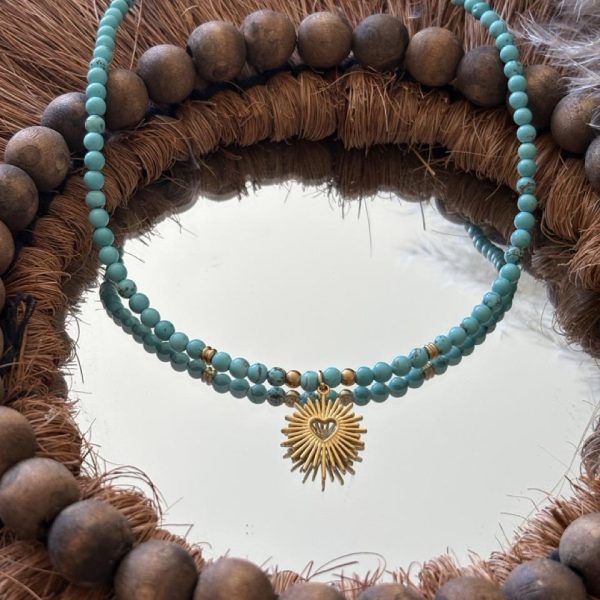 Collier Ras de Cou « Luna » – Turquoise & Médaille Cœur Sacré
