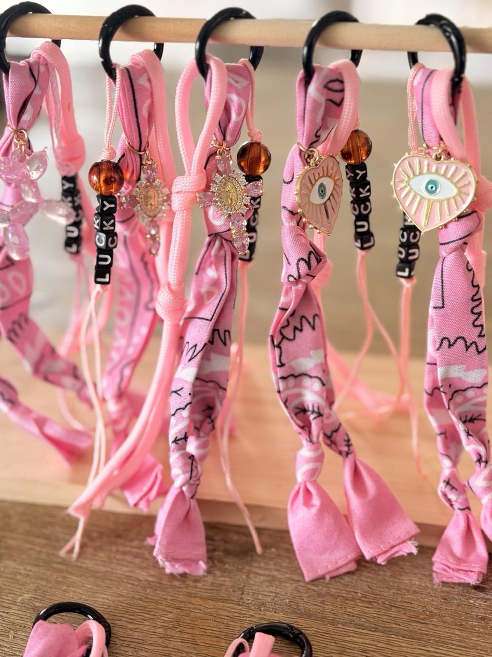 Porte-clés Bandana & Breloque Bohème – Rose