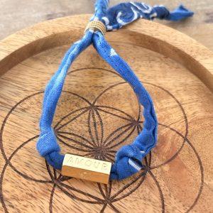 Bracelet Bandana Bleu & Breloque Talisman