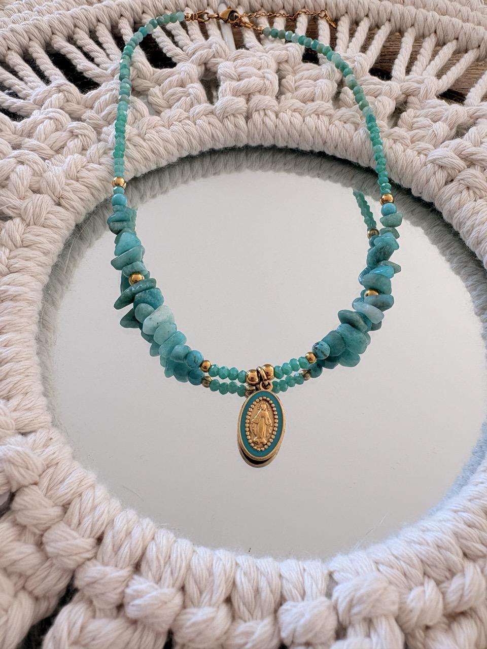 Collier Ras de Cou « Céleste » – Amazonite & Médaille Vierge